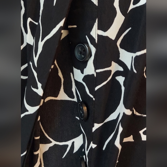 Ann Taylor Loft Drawstring Long Sleeve Short Jumpsuit Size 4 - Picture 7 of 10